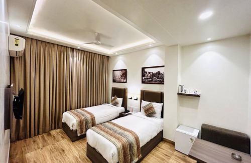 Mahmoorganj Hotel | Sugar Stars Inn