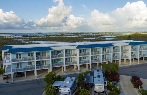 Sugarloaf Key Hotel | Sugarloaf Key Hotel at KOA Resort