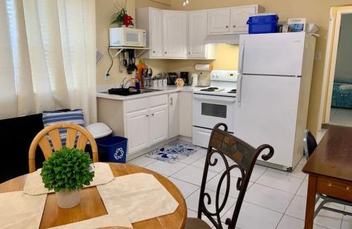 West Bay Apartment | SUITE 1, BLUE PAVILION - Steps to BEACH