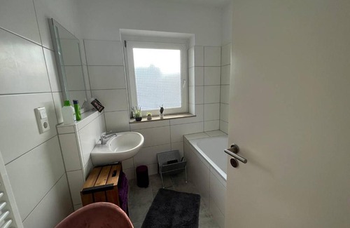 Uerdingen Apartment | Suite 110qm nahe Rhein