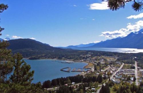 Haines House | Suite 2 Lynn View Lodge
