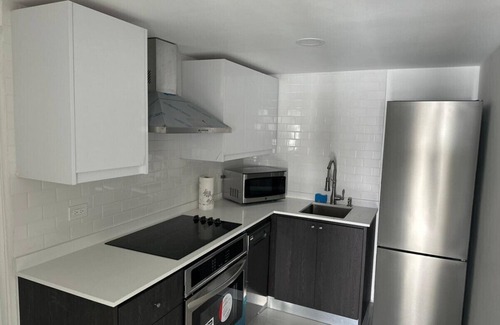 Parque Apartment | Suite 2 · Majestic 2-Bedroom Beachside Suite