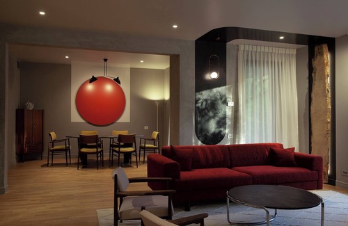 Sector 1 Apartment | Suite 6 KNOW