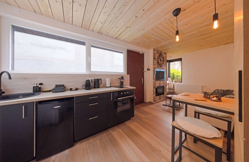 Saint-Chamond Apartment | SUITE CHALET K