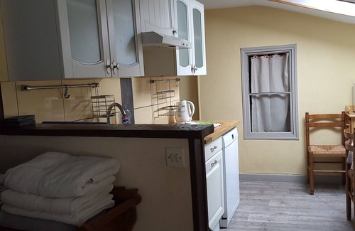 Roanne Apartment | SUITE EN BORD DE LOIRE (APT N°23)