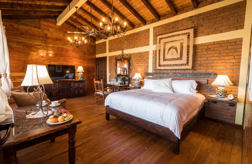 Esterito Bed & Breakfast | Suite Giuseppe, luxury and comfort close to the malecon. Breakfast included