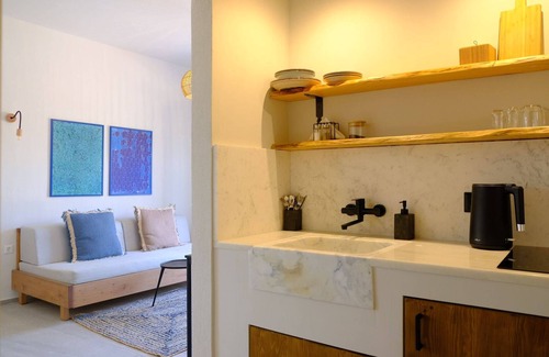 Komnina Apartment | Suite in Evia Bay hotel Edipsos