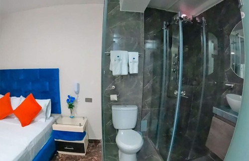 Chancay House | Suite Junior Deluxe Con Ducha Hidromasaje by ✨️ a 7 min de la Plaza de Chancay