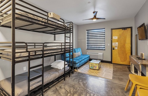 Pacific House | Suite with kitchen near Six Flags and the St. Louis area in boutique hotel with onsite activities