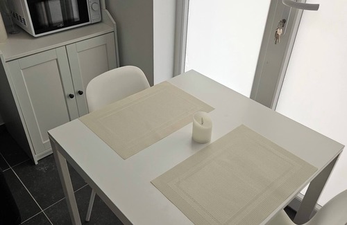 Jemeppe-sur-Meuse Apartment | Suite With Private Jacuzzi