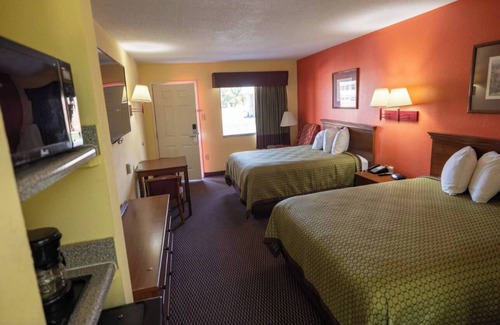Hawkinsville Hotel | suites in Hawkinsville Ga