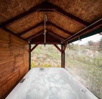 Sukoro Apartment | Sukorose Jacuzzis Vendégház