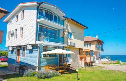 Shabla Villa | Summer Blue - Holiday House