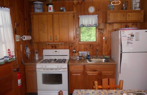 Silver Beach Cottage | Summer Cottage on Beautiful Mullett Lake, Saturday-Saturday bookings.