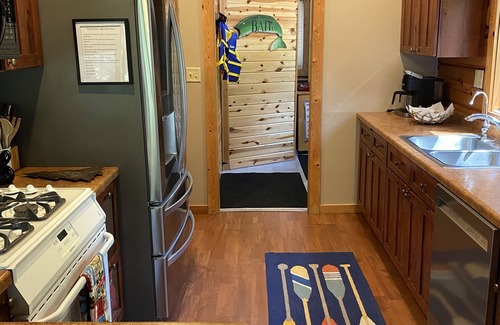 Crosslake Cabin | SUMMER fun in a cozy log lake home on the Whitefish Chain under the tall pines 🌲