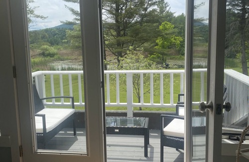 Stockbridge Condo | Summer in the BERKSHIRES!