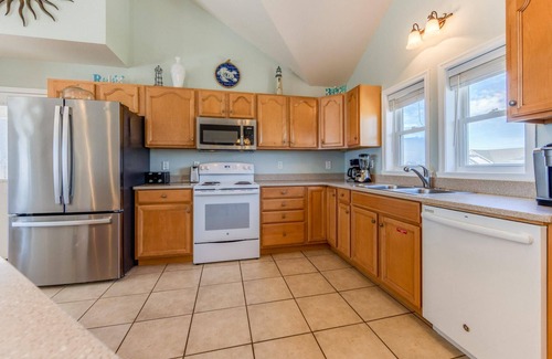 Wind Over Waves House | SUMMER SAVINGS-Sound Views, Dog Friendly w/Private Pool, Hot Tub, & Boat Access