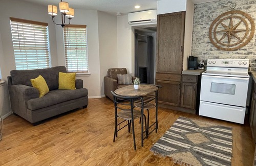 Fairfield Bay Condo | Summerhill Wanderlust- Studio Condo -Top Floor!
