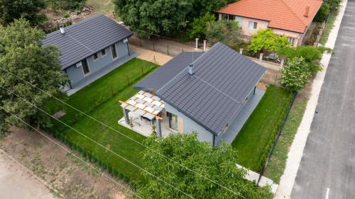 Krapets Villa | Summerland 1