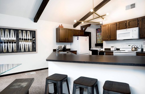 Fontana House | Summerset at Abbey Springs – 3 BDR Steps to Beach, Pet Friendly, Resort Features