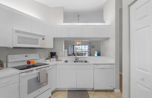 Gateway Apartment | Summerwind Seasonal Condo