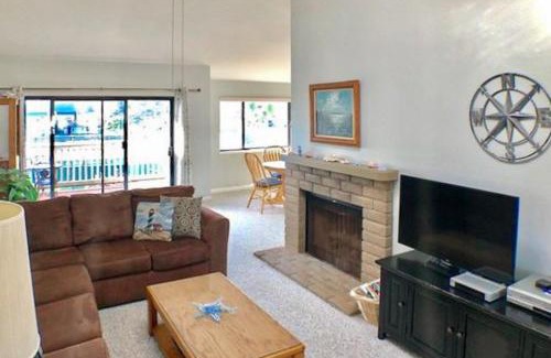 Rio del Mar House | Sumner Beach Breeze