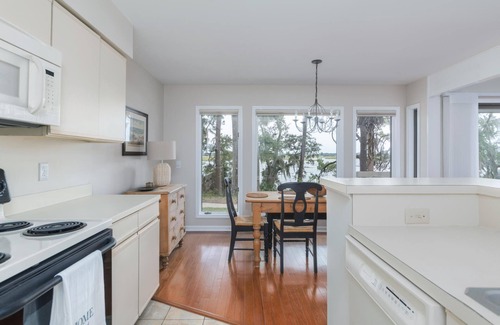 Dataw Island House | Sun-lit, newly updated Dataw Villa with creek views, and wifi