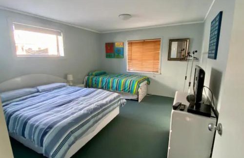 Mount Maunganui Apartment | sun, sand & surf, its all across the road