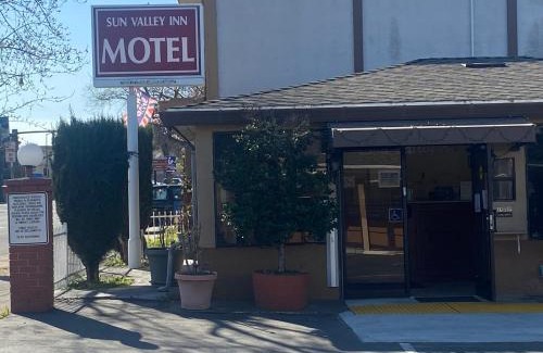 Pleasant Hill Hotel | Sun Valley Inn