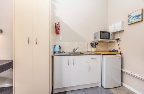 Wellsford Apartment | Sun Valley Motel - Unit 1 Studio