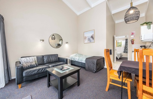Wellsford Apartment | Sun Valley Motel - Unit 3 (1 bedroom)