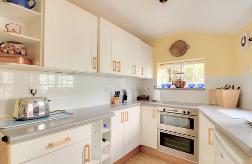 Branscombe Cottage | Sunbeam Cottage nestling in the heart of Branscombe village with a parking space