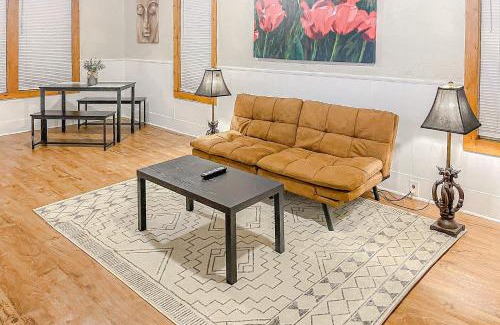 Ardmore House | Sunbeam Retreat