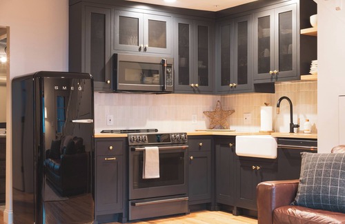 Sunday River Area Condo | Sunday River - Steps to Lifts, Wood Fireplace, Amazing Views!