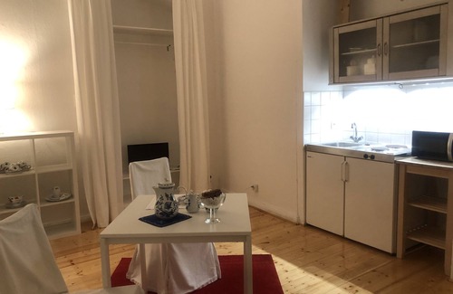 Gemarkung Langerfeld Apartment | Sunny 1-room apartment