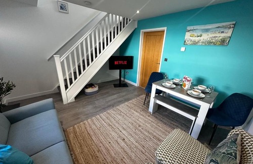 Great Yarmouth House | Sunny 2-Bedroom Coastal Stay with Free Parking