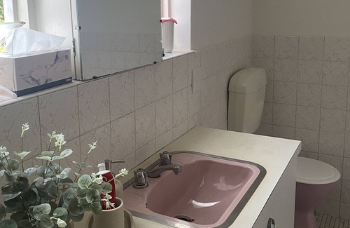 Balwyn North House | Sunny 2 bedroom home near cafes and shops