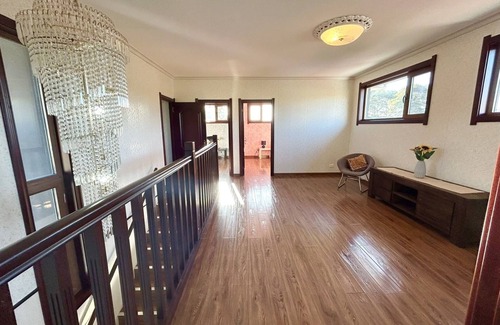 Ryde House | Sunny air-conditioned 4BDR Home in Ryde Easy to CBD