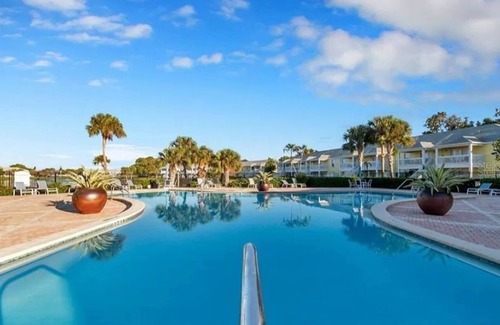 Coquina Key Condo | Sunny and spacious waterfront condo with a beautiful view