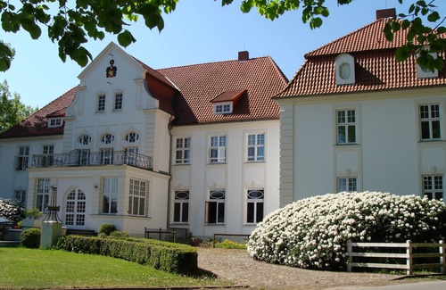 Badow Apartment | Sunny apartment with its own sauna and view of the castle park