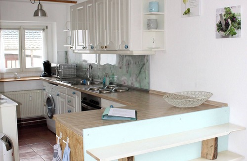 Alfter Apartment | Sunny, cozy half-timbered apartment - near Bonn and Phantasialand