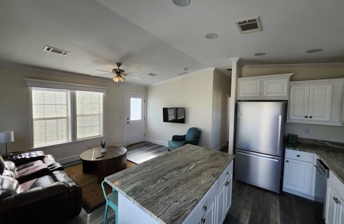 Fort Myers Beach House | Sunny Gulf Coast Getaway-Near Beach-Shared Pool!