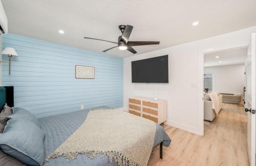Wright Apartment | Sunny Haven 625 1BR Townhome in Fort Walton