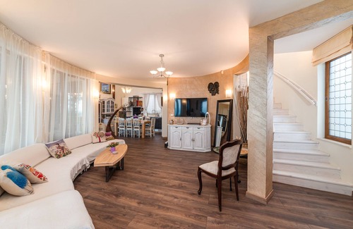 Osenovo Villa | Sunny House,amazing sea view,heated pool,jacuzzi, sauna,BBQ zone,fireplace