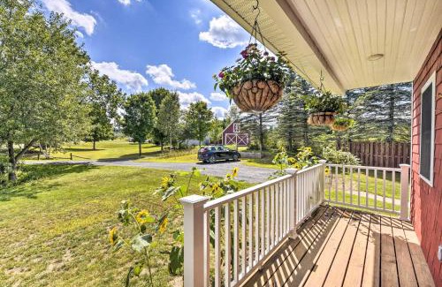 Eastern Vermont House | Sunny Morristown Home - Walk to Restaurants!