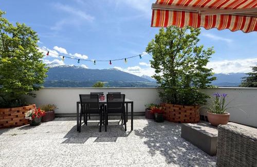 Thaur Apartment | Sunny Mountain Loft - Terrace & Garden