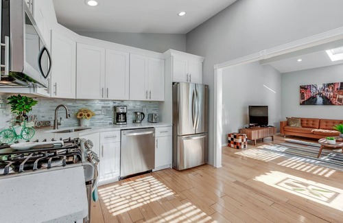 Princeton Junction House | Sunny Retreat 4 BR Ranch w Spacious Backyard