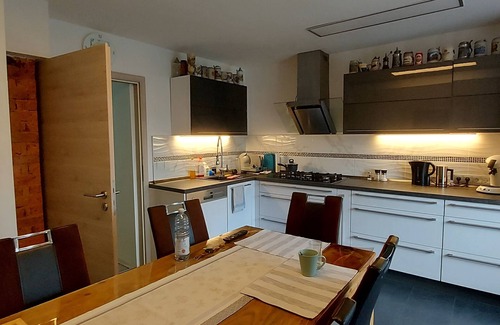 Duerrwangen Apartment | Sunny room 2 with own living room, bathroom, terrace