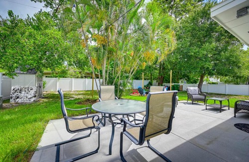 Arlington Park House | Sunny Sarasota Home with Private Yard and Fire Pit!