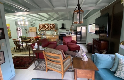 Ellijay Cottage | Sunny Side Up at Blue Cactus Cottages - Experience Ellijay the COTTAGE way!